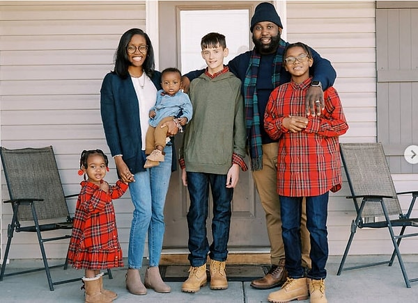 «Спасибо, что не отказались от меня», — сказал Эндрю, когда Гиллы спросили его, хочет ли он остаться с ними навсегда