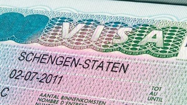 Vizeler artık pasaporta basılmayacak, bunun yerine şifrelenmiş dijital vize (şifrelenmiş 2D-Barkod) verilecek.