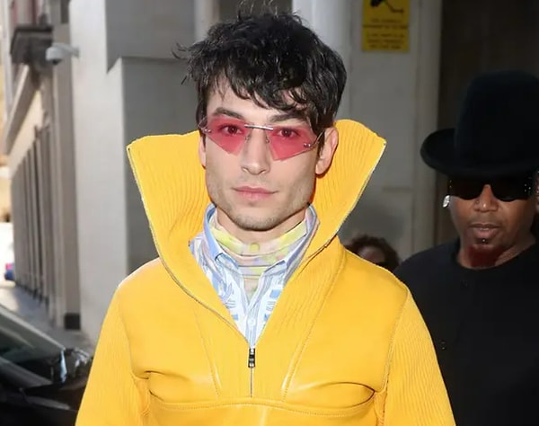 Хотя Эзра извинился, многие поклонники DC все еще не уверены, хотят ли они поддержать фильм с ним в главной роли, купив билет