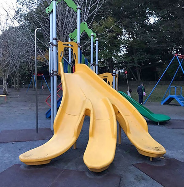 14. Никогда не раздвигайте ноги на этой горке