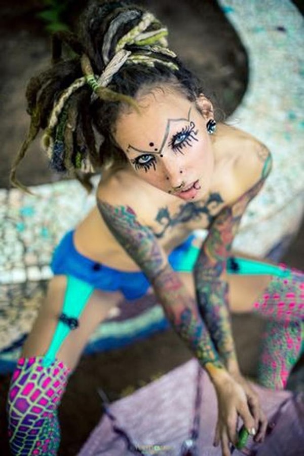 Художница признает, что у нее есть слабость к своей первой татуировке, которую она сделала в подростковом возрасте.