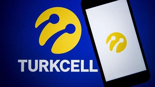 Telekomünikasyon devi Turkcell de 532 milyon dolarla 9'uncu, yine bankacılığın önemli temsilcilerinden Akbank 490 milyon dolarla 10'uncu sırayı aldı.