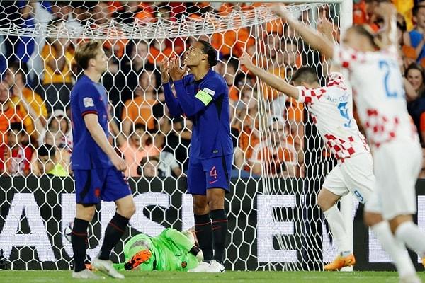 Uzatmalarda Hırvatistan bulduğu iki golle adını finale yazdırmayı başardı.