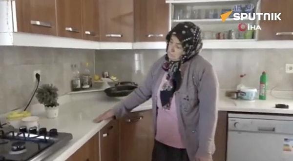 Oğlunun kaybından beri herhangi bir açıklama yapmayan Meryem Duymaz'ı, Taha'nın yemek yaptığı mutfakta  İHA muhabirleri ziyaret etti.