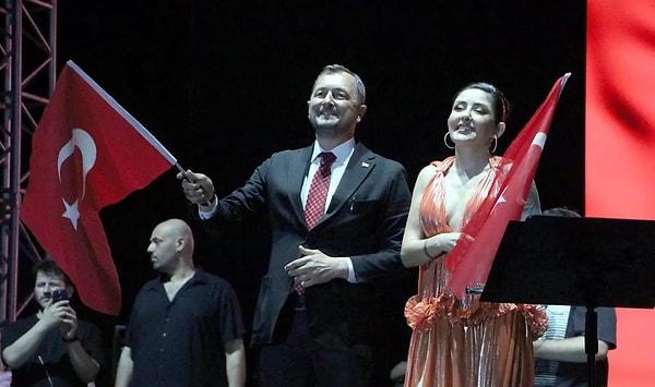 Süleymanpaşa Belediyesi'nin düzenlediği Tekirdağ Kiraz Festivali'nde Melek Mosso sahne almıştı.