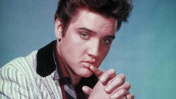 Presley'e ait ceketten evrak çantasına değin 40 parçaya yakın eşya bulunuyordu. En ilginci ise Presley'nin kirli iç çamaşırı idi!