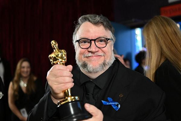 13. Guillermo del Toro, kariyerinin devamında animasyon filmler yönetmeye odaklanmayı planladığını açıkladı.