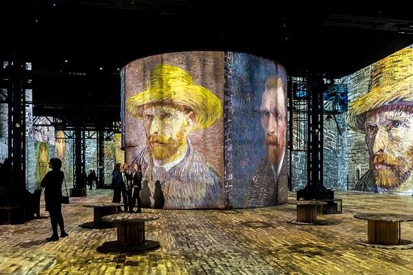 Sanat dünyasının gelmiş geçmiş en önemli ressamlarından olan Vincent Van Gogh için memleketi Hollanda'da açılan Van Gogh Müzesi, geçtiğimiz günlerde kuruluşunun 50. yılını kutladı.
