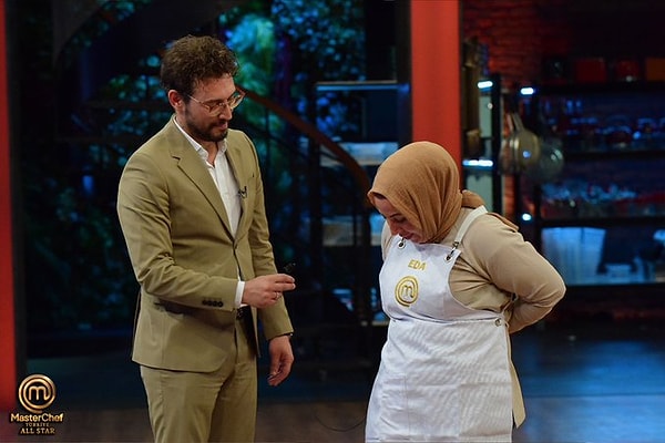 Yapılan yarışma sonucunda Eda, Rıfat'ı geride bıraktı. MasterCheff All Star ana kadrosuna giren 3. isim de Eda oldu.