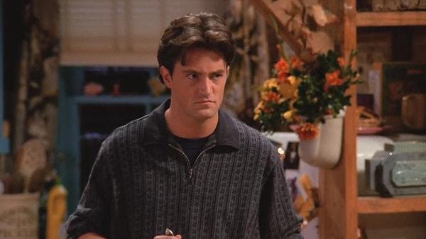 Chandler Bing'in şakacı kişiliğini anlayabilmemiz için biraz geçmişine inmemiz gerekiyor...