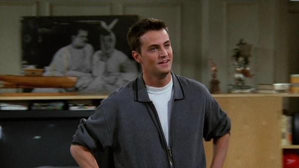 Yani, Chandler mizahı bir savunma mekanizması olarak kullanıyordu.