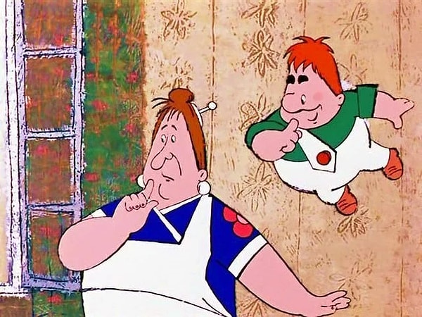 4. Кто озвучивал роль Фрекен Бок в мультфильме «Карлсон вернулся»?