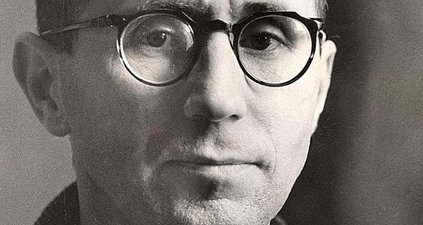 Brecht etkisine geçmeden önce tiyatro dünyasına iz bırakan Bertol Brecht'in hayatını anlamak gerekir.