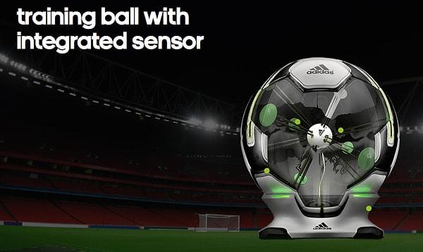 Yeni nesil toplarda ise artık sensörler bulunuyor. Bu sensörler hem ofsayt, çizgi teknolojisi gibi konularda yardımcı olurken; futbol topundan gelen veriler işlenerek topun hangi şiddette nasıl tepkiler verdiğini de ölçmemize yardımcı oluyor.