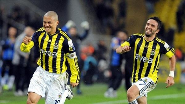 Uzun yıllar Fenerbahçe formasıyla yeşil sahalarda mücadele Gökhan Gönül, Türk futboluna damga vurmuş isimler arasında yer alıyor.