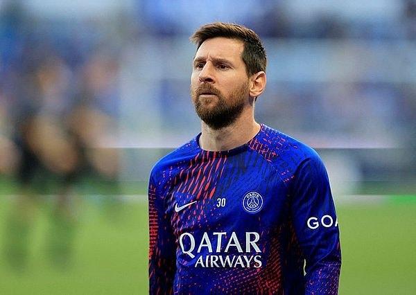 Dünyanın en çok kazanan sporcularından biri olan Lionel Messi, Suudi Arabistan ile epey kazançlı bir anlaşmaya imza atıyor.