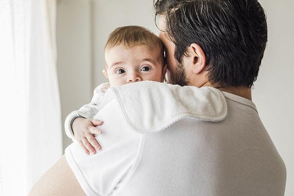 Bebeklerde görülebilen hıçkırık birkaç saniye ile birkaç dakika arasında sürebiliyor. Kendiliğinden geçen bu durum genellikle bebekleri pek rahatsız etmiyor.