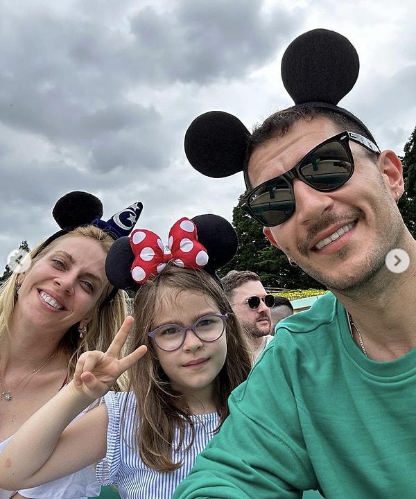 1. Kaygılaroğlu ailesi Disneyland'e tatile gitti!