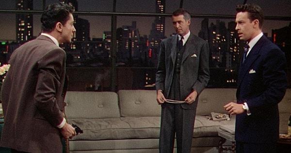 9. Sinema tarihinin en iyi bilinen uzun çekimlerinden biri Alfred Hitchcock'un "Rope" (1948) filminden gelir.