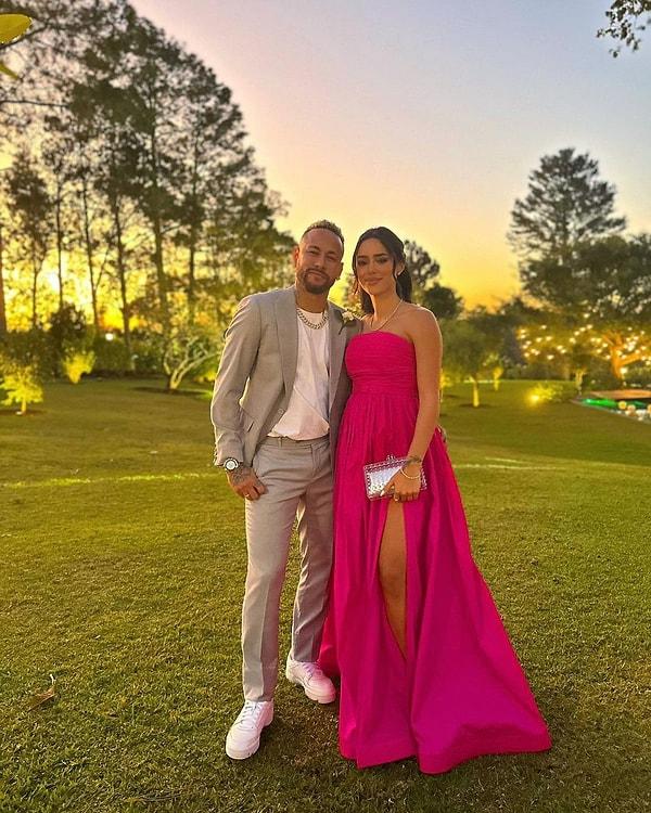 Brezilyalı yıldız Neymar, Bruna Biancardi ile birlikteliklerinden bir bebek beklerken sosyal medya hesabından paylaştığı özürle tüm dünyanın gözünü üzerine çekti.