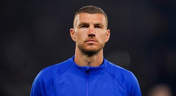 Son olarak İtalya’nın Inter takımında forma giyen 37 yaşındaki Bosna Hersekli santrforun, ismi transferde bir süredir Fenerbahçe ile anılıyordu.
