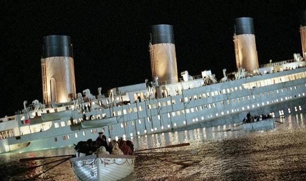 Titanic faciasından kurtulanlar arasında bazıları mahkemeye başvurarak tazminat talebinde bulundu.