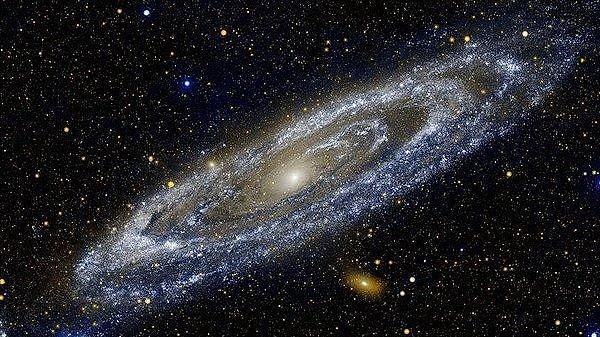 Ziurys, fosforun dış galaksiye ulaşmasının bir yolunun, merkeze daha yakın olan ve "galaktik bir fıskiye" başlatan bir süpernova olduğunu söylüyor.