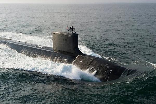 Amerikan donanması, ulusal güvenlik endişeleri nedeniyle kullanılan akustik veri sisteminin ismini paylaşmadı. Sistemin normalde düşman denizaltıları tespit etmek için kullanıldığı ifade edildi.