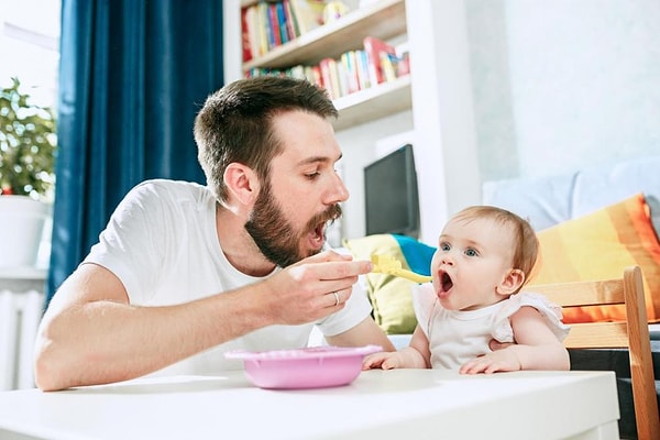 Bebeğinizin hiç iştahı yoksa uygulayabileceğiniz bazı yöntemler var. İştahsız bebekler için yapabilecekleriniz şunlar: 👇