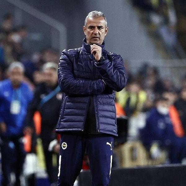 15. İsmail Kartal ve Abdullah Avcı arasında seçimini yapan Fenerbahçe Başkanı Ali Koç, yeni sezon öncesinde takımın başında İsmail Kartal'ın olmasına karar verdi. (Hürriyet)