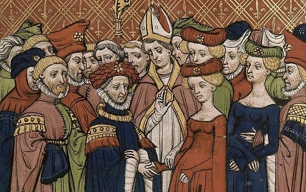 11. Ванну принимали только в мае, потому что это был «свадебный месяц».