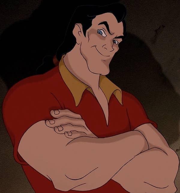 4. 1991 yılındaki Güzel ve Çirkin filminde Gaston böyle görünüyordu! Kaslarından daha büyük olan bir şey varsa o da egosuydu ve cesur, yakışıklı  bir savaş kahramanı olarak tanımlanıyordu.