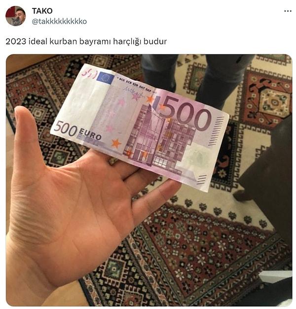 Son yıllarda düşen alım gücüyle 50 TL harçlığın bile zor verildiği şu günlerde 500 euroluk banknotu bayram harçlığı diye paylaşan kullanıcı da gündem oldu.