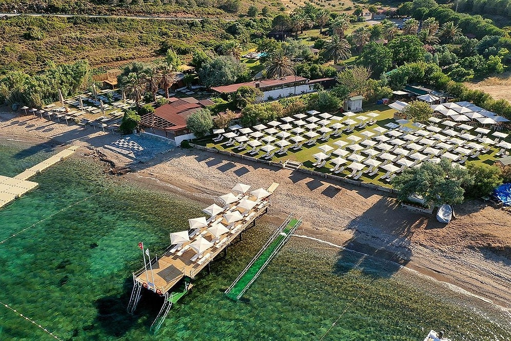 Bays and Beaches Galore: A Guide to Bozcaada's Must-Visit Coastal Gems for Beach Enthusiasts