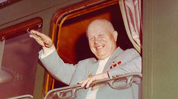 2. Каким словом называли период правления Хрущева?