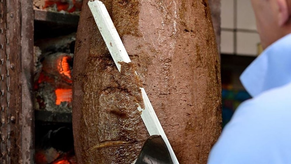 Almanya'da "Döner Yasaklansın" Tartışması Büyüyor