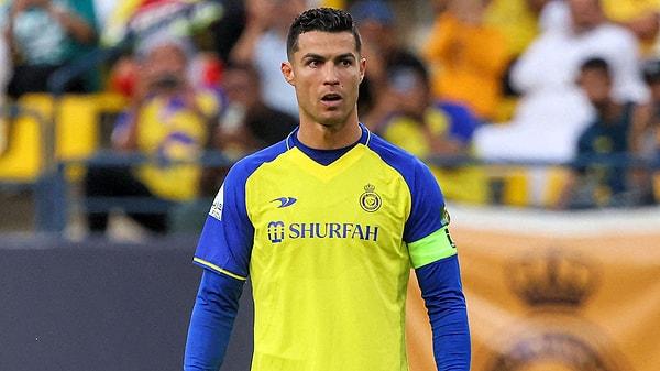 Şimdilerde Suudi Arabistan'da Al Nassr forması ile yeşil sahalarda top koşturan Ronaldo'nun sezon arasında yaptığı paylaşımlar olay oldu.