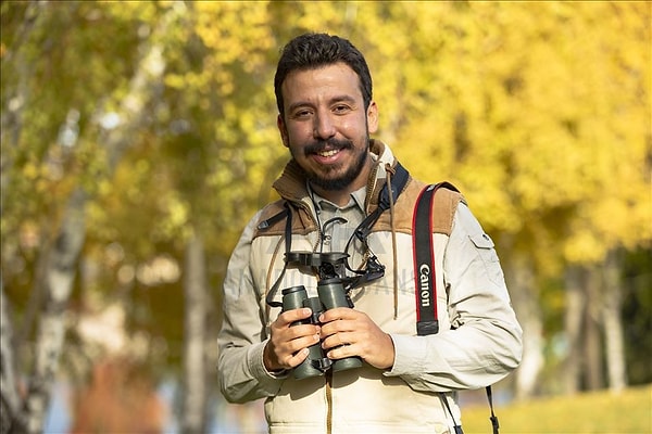 Kuş dedektifi Yoğurtcuoğlu ise Dünya üzerindeki en izole kalmış evin yer aldığı bu adaya bir araştırmayı gerçekleştirmek amacıyla gideceğini belirtti.