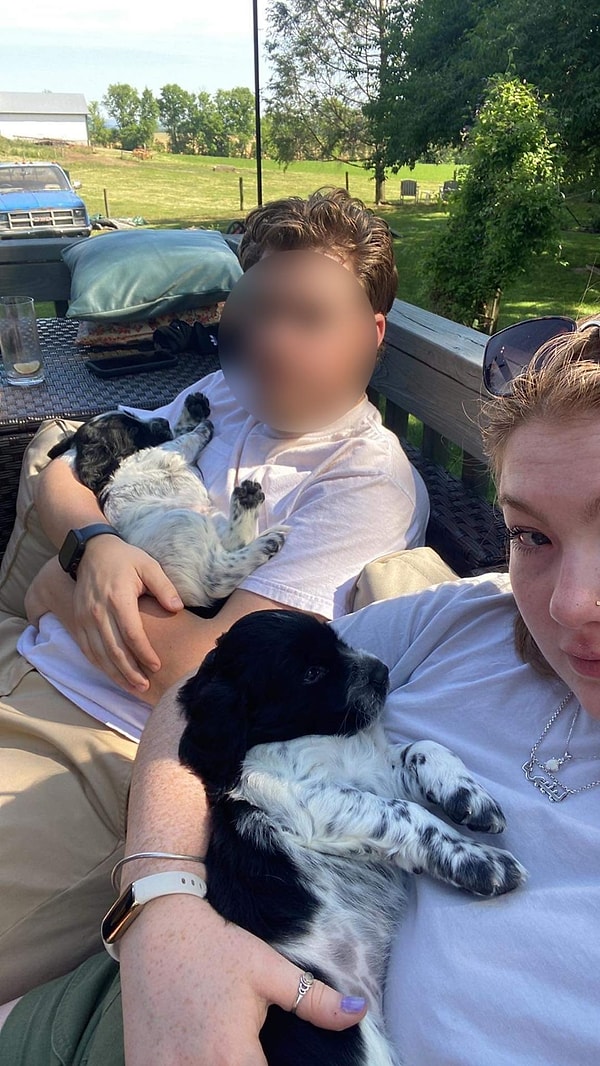 Так как до этого у молодой женщины были экзема и другие кожные заболевания, она не обращала особого внимания на эту ситуацию.