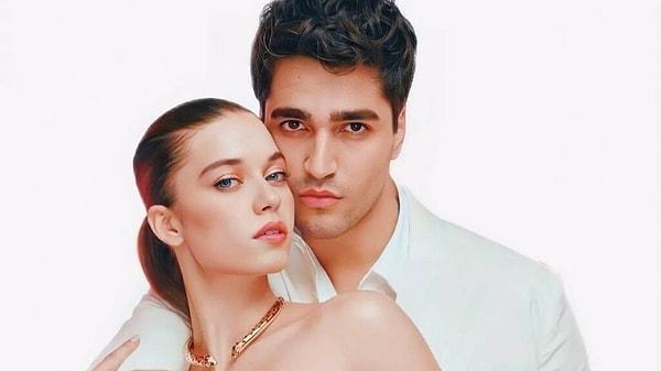 Son haftalarda özellikle rol arkadaşı Mert Ramazan Demir ile yaşadığı yeni aşk ve akabinde eski sevgilisi Mert Yazıcıoğlu da sosyal medyada sık sık konuşulan konular arasında.
