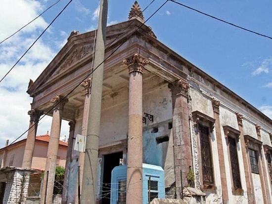 Ayazma Church: A Captivating Journey into the Depths of Balıkesir's Historical Past
