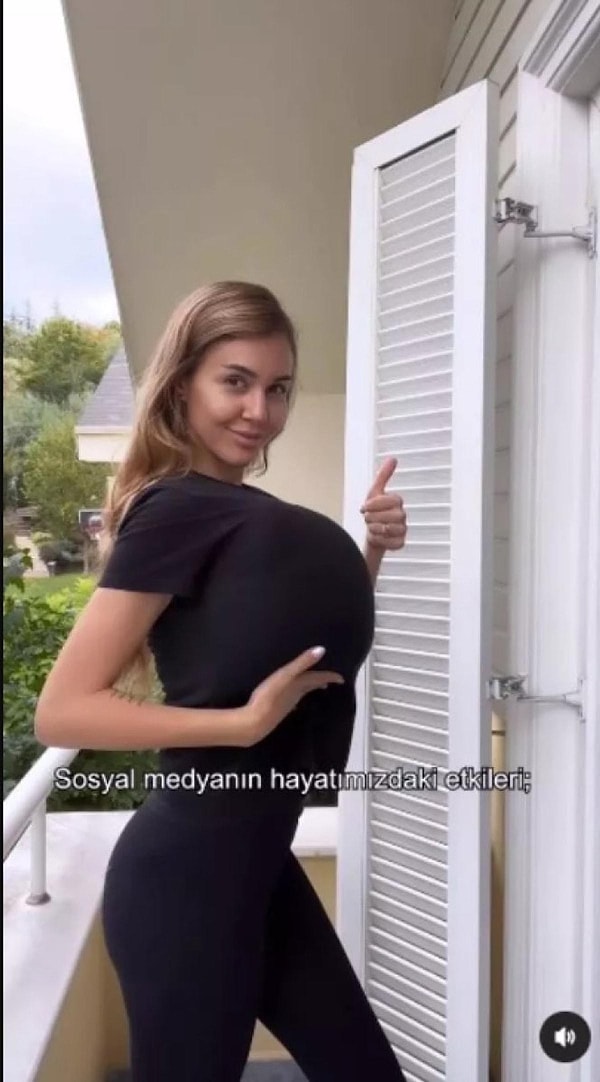 Özellikle eğlenceli paylaşımları, mizah yeteneği ve takipçilerine verdiği komik cevaplarla ara ara gündem oluyor kendisi...