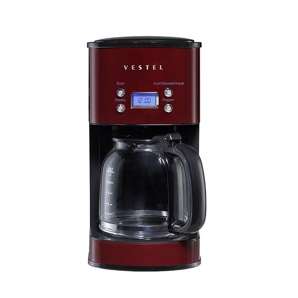 En çok tercih edilen kahve makinesi modellerinden biri olan Vestel Retro Filtre Kahve Makinesi özellikle rengi ve şık görünümüyle ön plana çıkıyor.