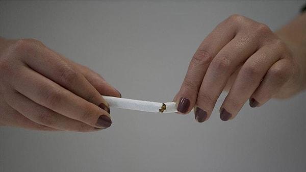 Geçen ay başında yüzde 15 oranında zamlanan sigaraya dün itibarıyla 5 lira daha zam gelmişti.