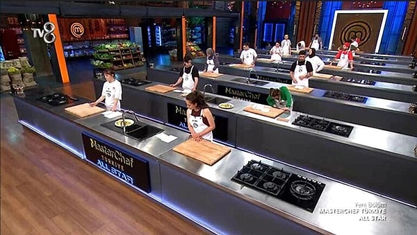 Ayaz ve Tayfun'un son ikiye kaldığı MasterChef All Star'ın ana kadrosuna giren 18. yarışmacı belli oldu.