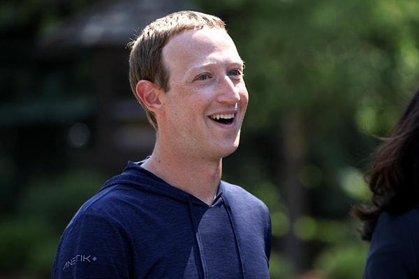 Facebook'un sahibi Meta'nın kurucusu Mark Zuckerberg, Threads uygulamasına yayınladı. 6 Temmuz günü öncelikle erken erişime açılan platform kullanıcıların ilgisini toplamayı başardı.