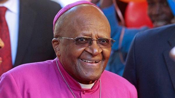 Cenazeyi suda eritme yöntemi 2021 yılında Güney Afrikalı apartheid karşıtı rahip ve insan hakları aktivisti Desmond Tutu‘nun cenazesinde uygulanmıştı. Tutu öldükten sonra çevre dostu bir yöntemle uğurlanmak istemişti.