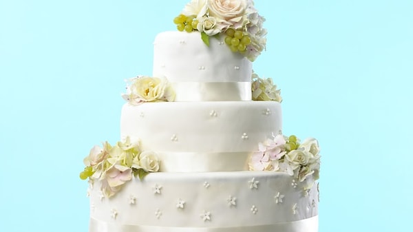 10. И последнее: выберите свадебный торт.