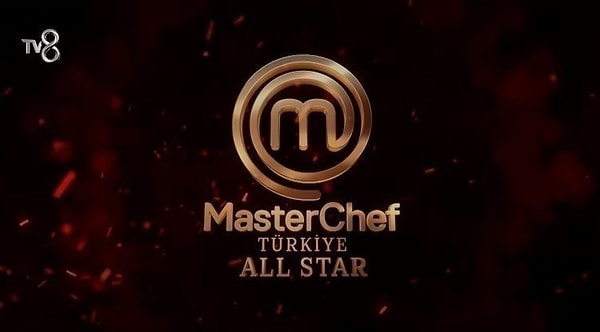 Tv8 ekranlarında yayınlanan MasterChef All Star izleyenleri hem yeni tariflere hem de mutfak tüyolarına doyurmaya devam ediyor.