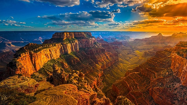 15. Мехико, Нью-Йорк и Лос-Анджелес — три самых густонаселенных города Северной Америки. Какой 4-й по численности населения город в Северной Америке?